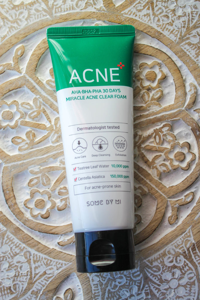 Le nettoyant de la gamme "30 days miracle" de Some By Mi